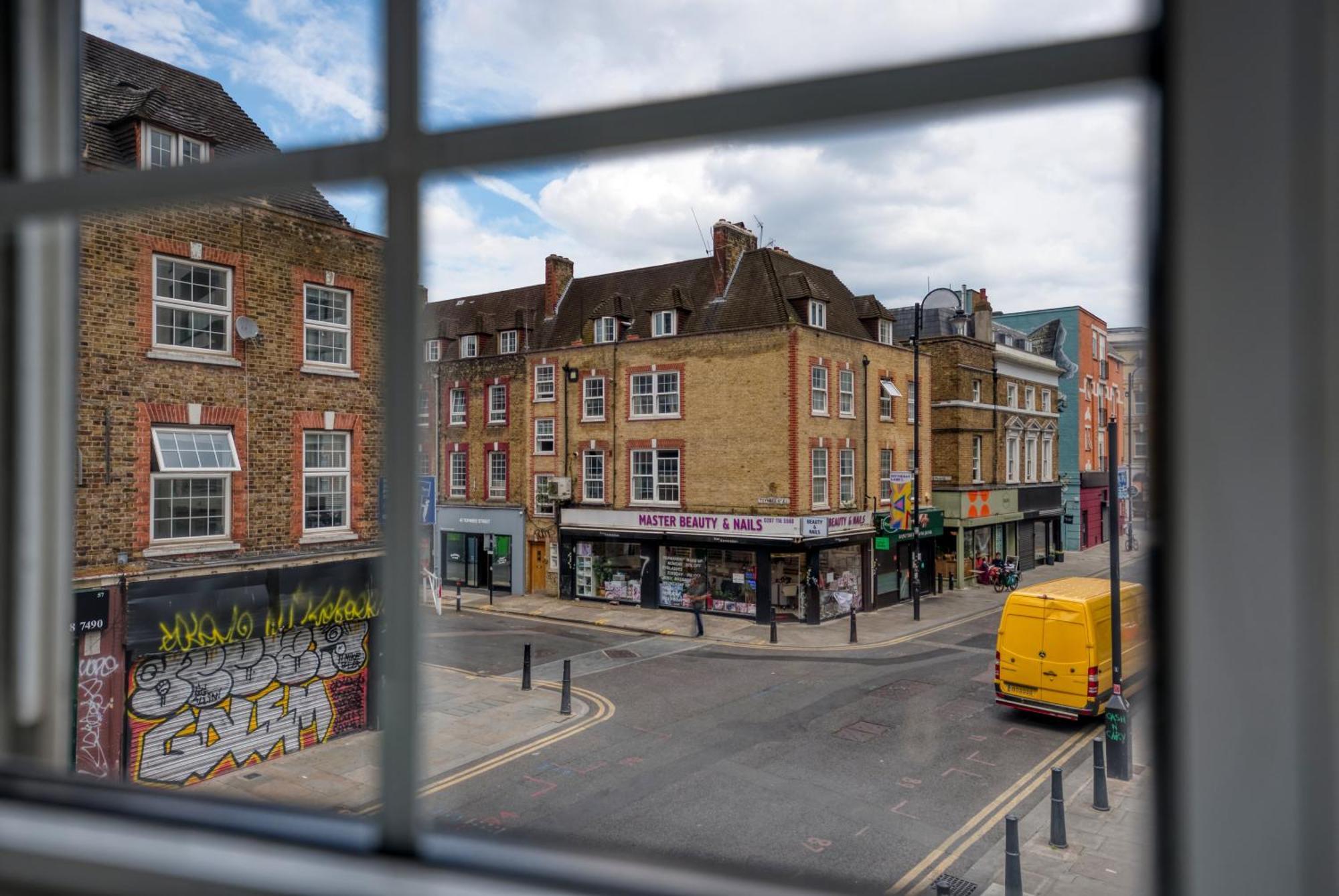 Chic 2 Bedroom Apartment Near Liverpool Street By Gold Stays لندن المظهر الخارجي الصورة