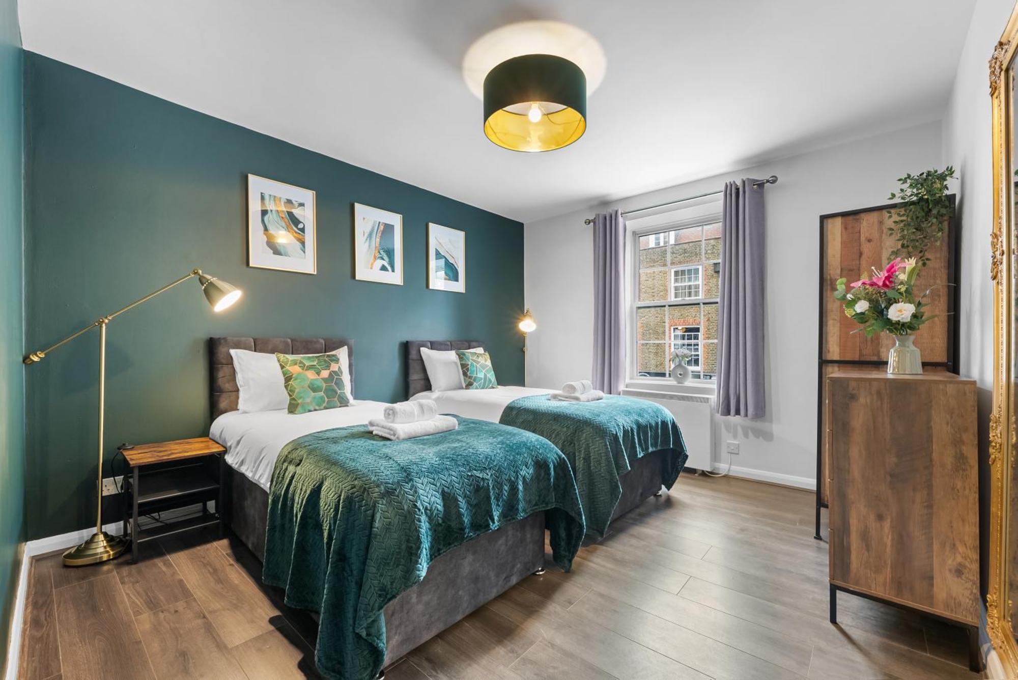 Chic 2 Bedroom Apartment Near Liverpool Street By Gold Stays لندن المظهر الخارجي الصورة