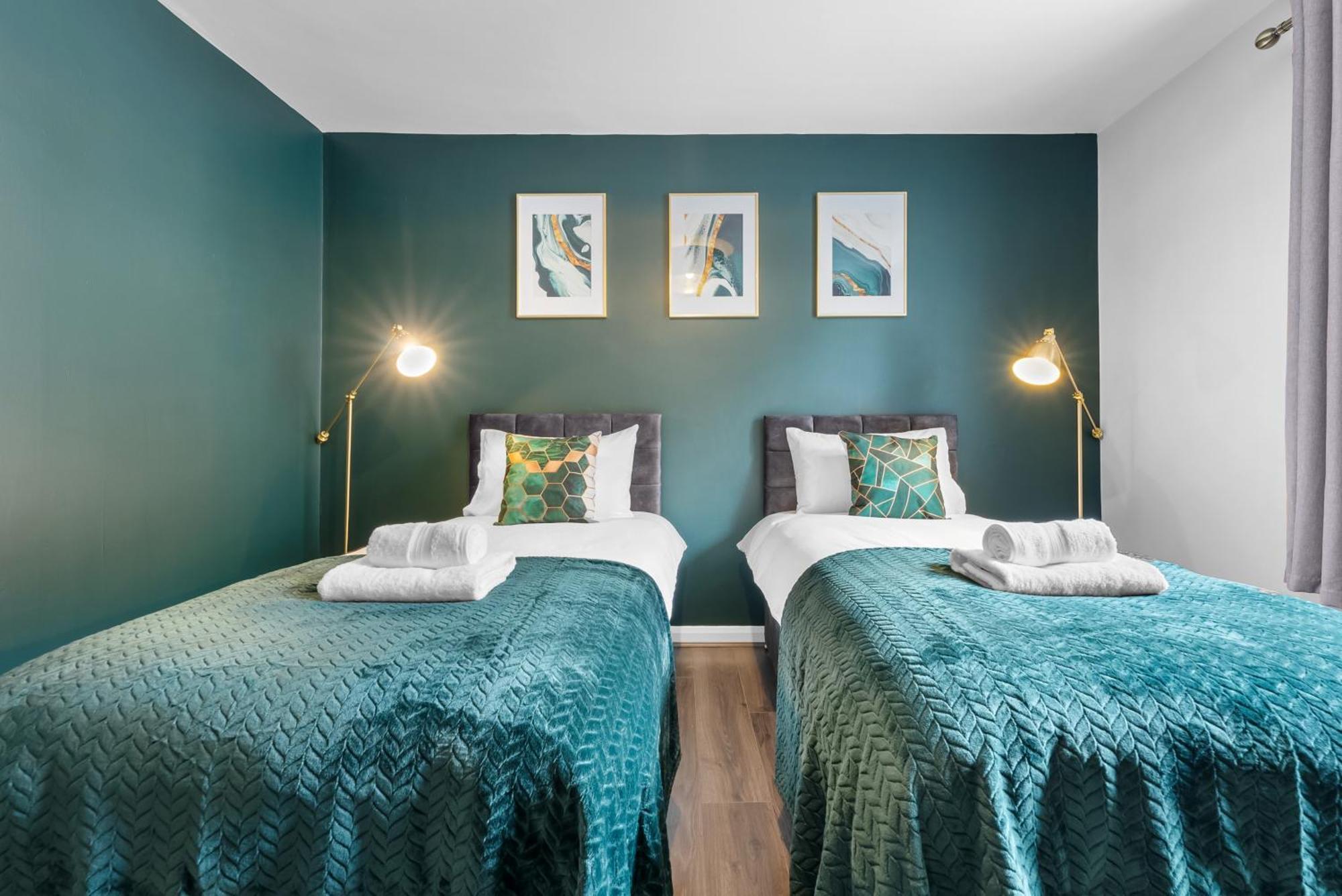 Chic 2 Bedroom Apartment Near Liverpool Street By Gold Stays لندن المظهر الخارجي الصورة